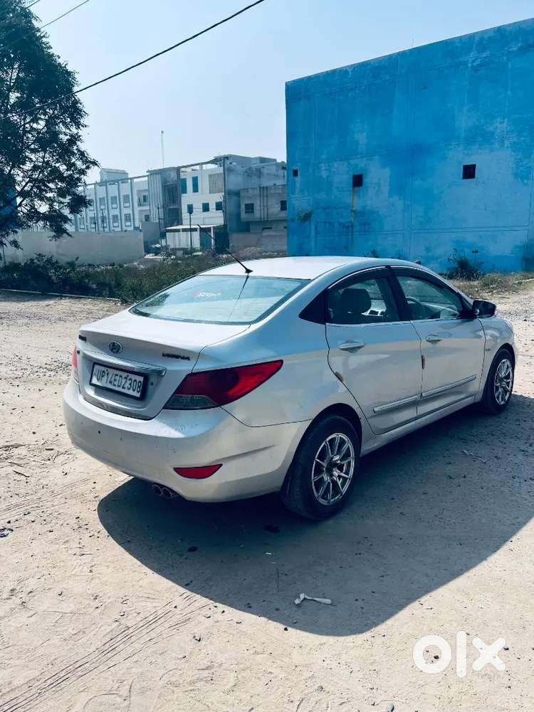 Hyundai Fluidic Verna
