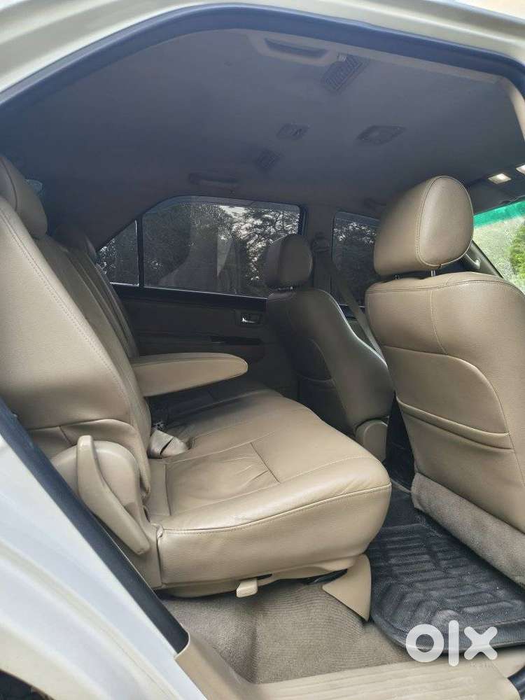 Toyota Fortuner 3.0 4x2 Automatic, 2015, Diesel