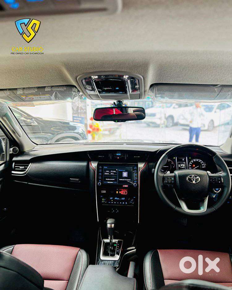 Toyota Fortuner Legender 4x2 At 2.8, 2025, Diesel