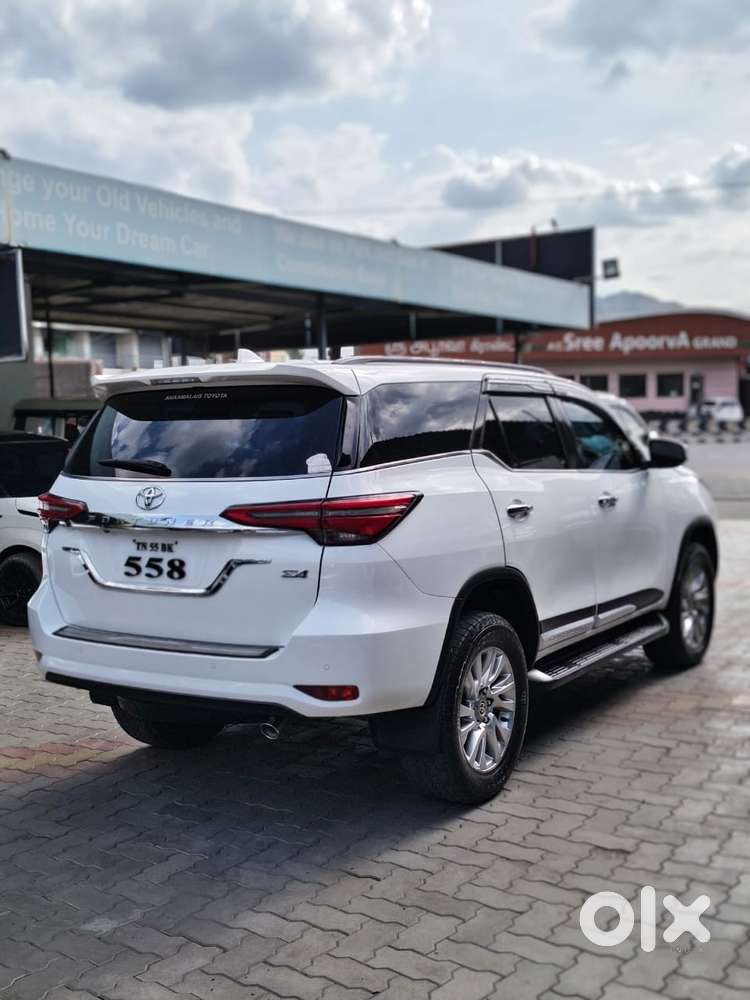 Toyota Fortuner 3.0 4x4 Manual, 2022, Diesel