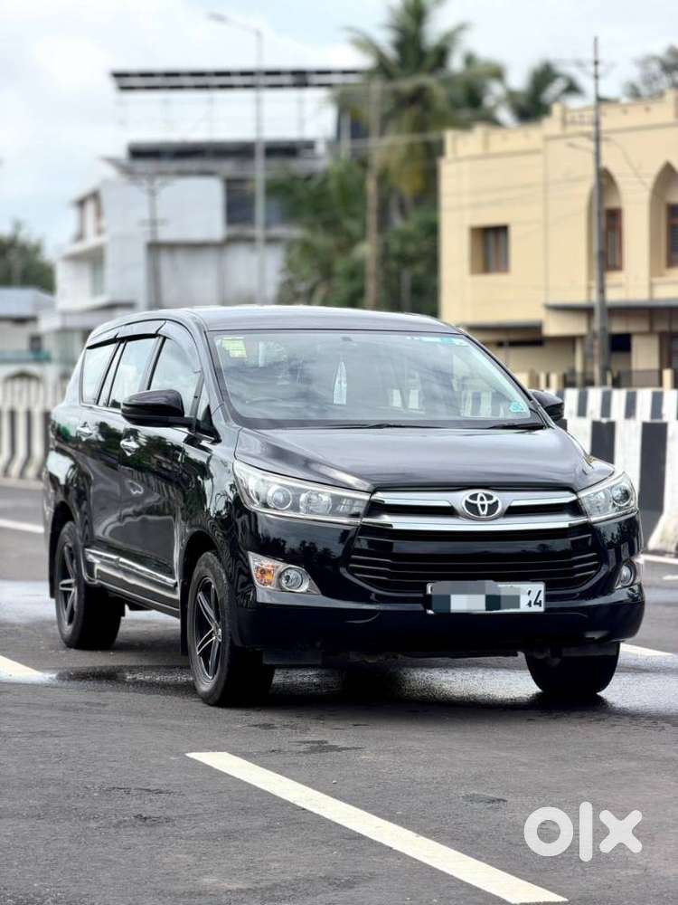 Toyota Innova Crysta 2.4 V, 2017, Diesel