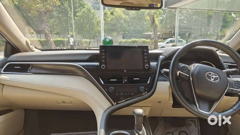 Toyota Camry [2019-ongoing] 2.5 Hybrid, 2023, Petrol