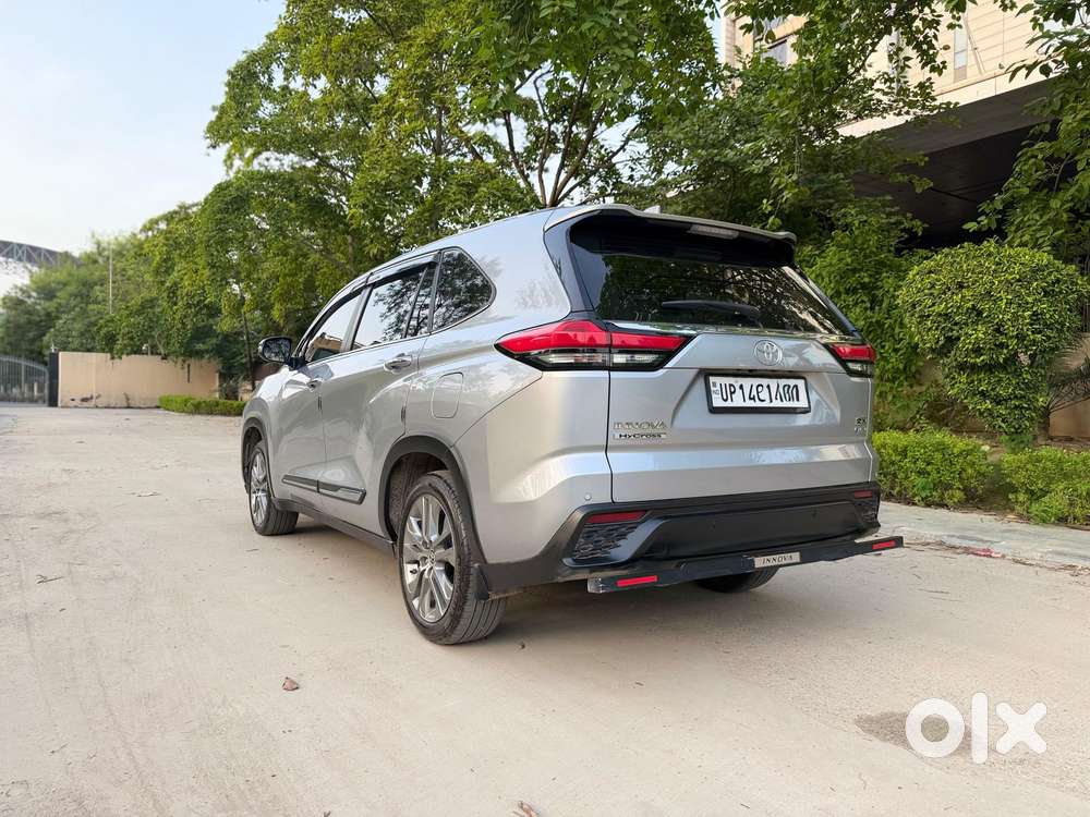 Toyota Innova Hycross 2.0 Zx (o) Hybrid 7 Str, 2025, Cng & Hybrids