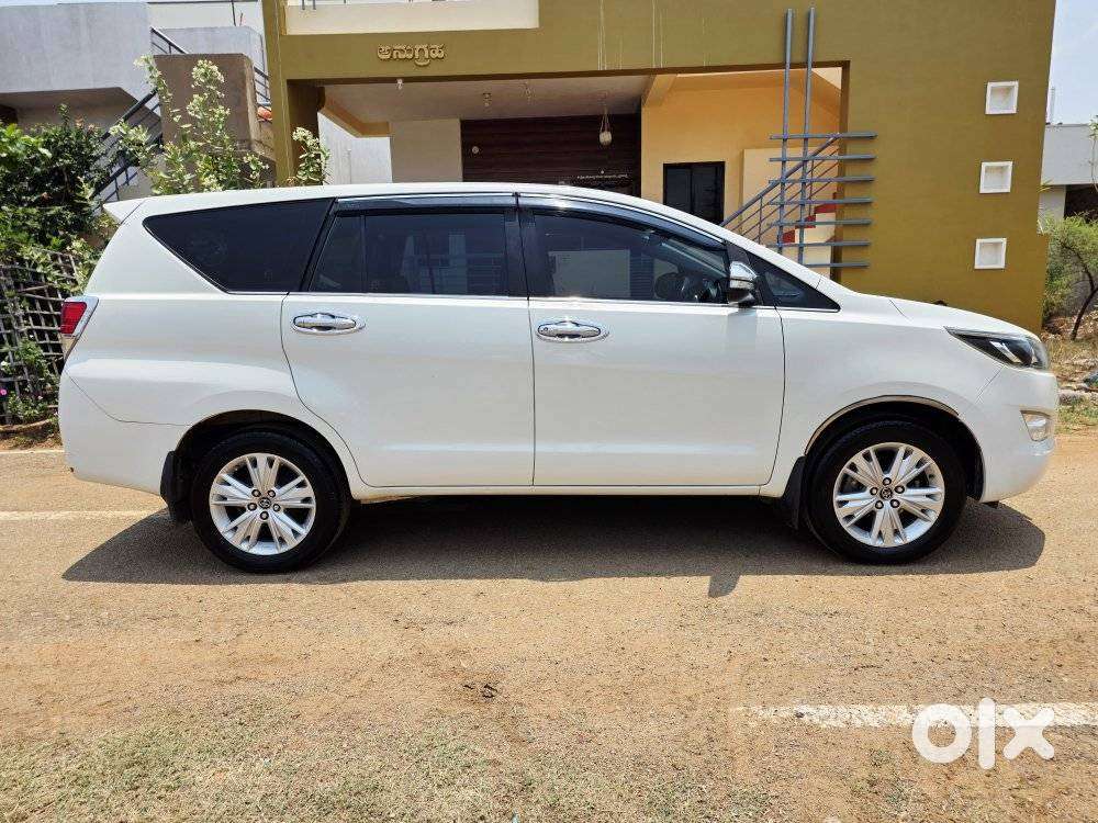 Toyota Innova Crysta 2.4 Z 7 Str, 2016, Diesel