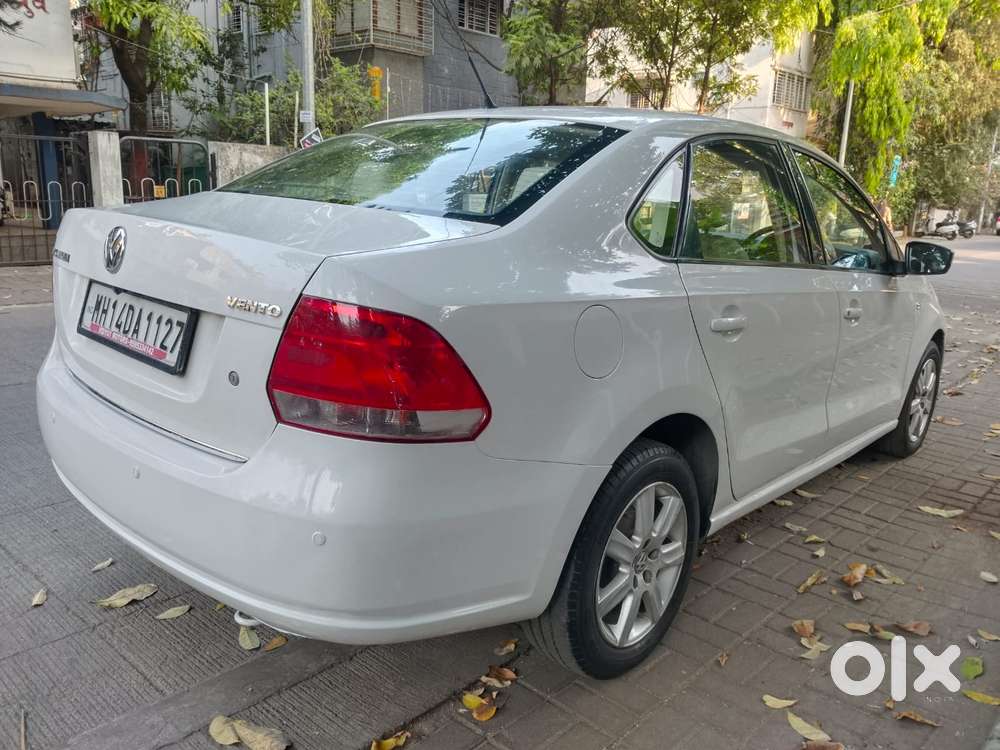 Volkswagen Vento 2010-2013 Petrol Highline, 2011, Petrol