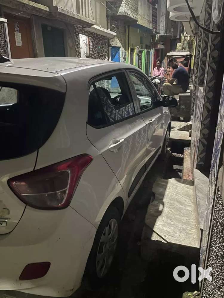 Hyundai Grand I10 Crdi 2013 Last October Mint Condition Car
