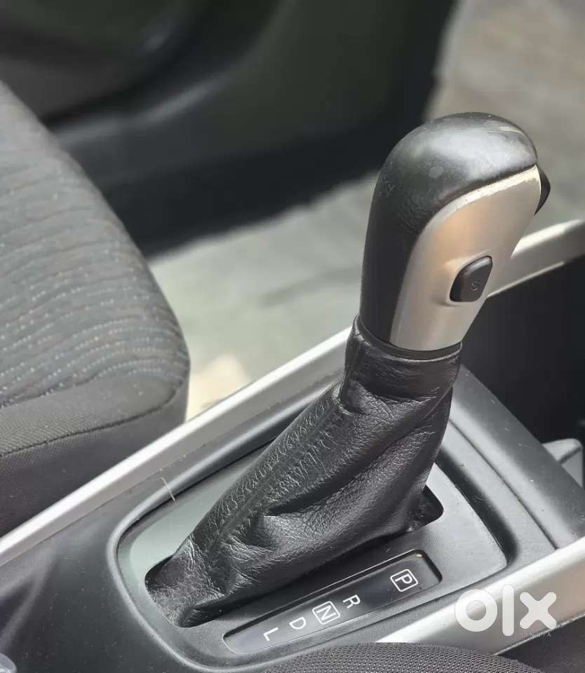 Maruti Suzuki Baleno 1.2 Zeta At, 2017, Petrol