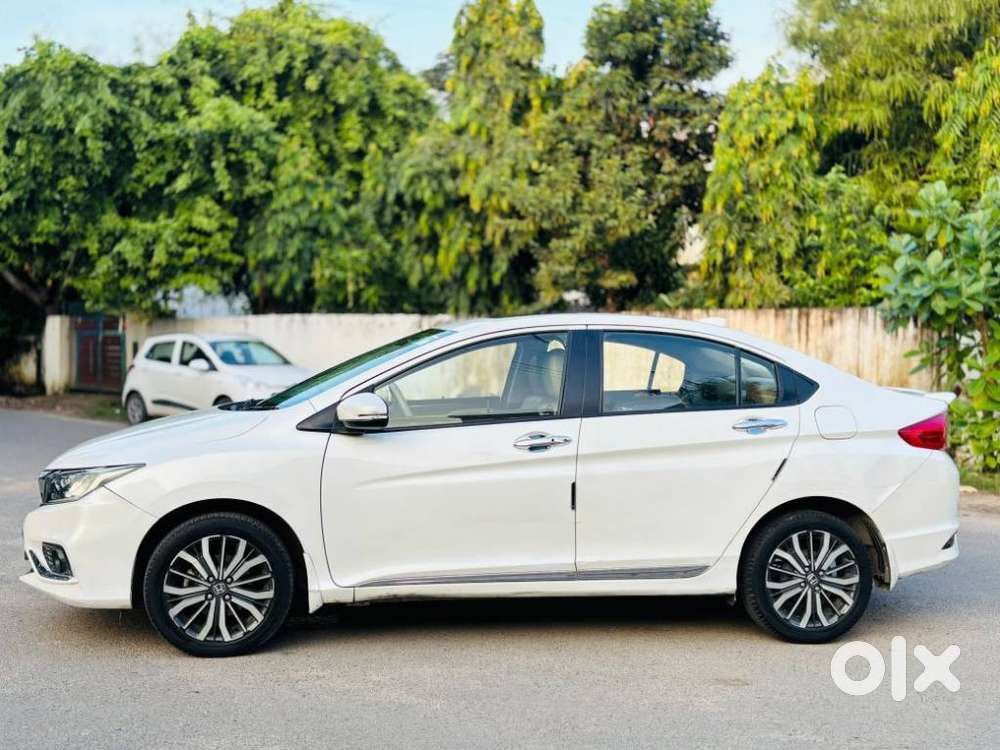Honda City I-vtec V, 2018, Petrol