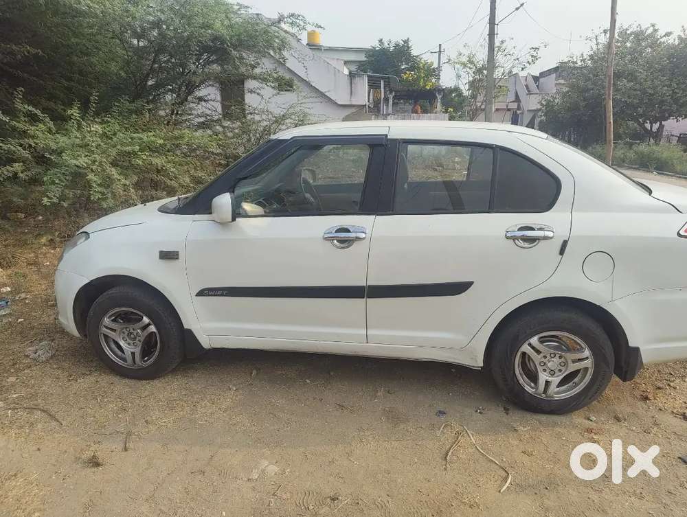 Maruti Suzuki Dzire 2011