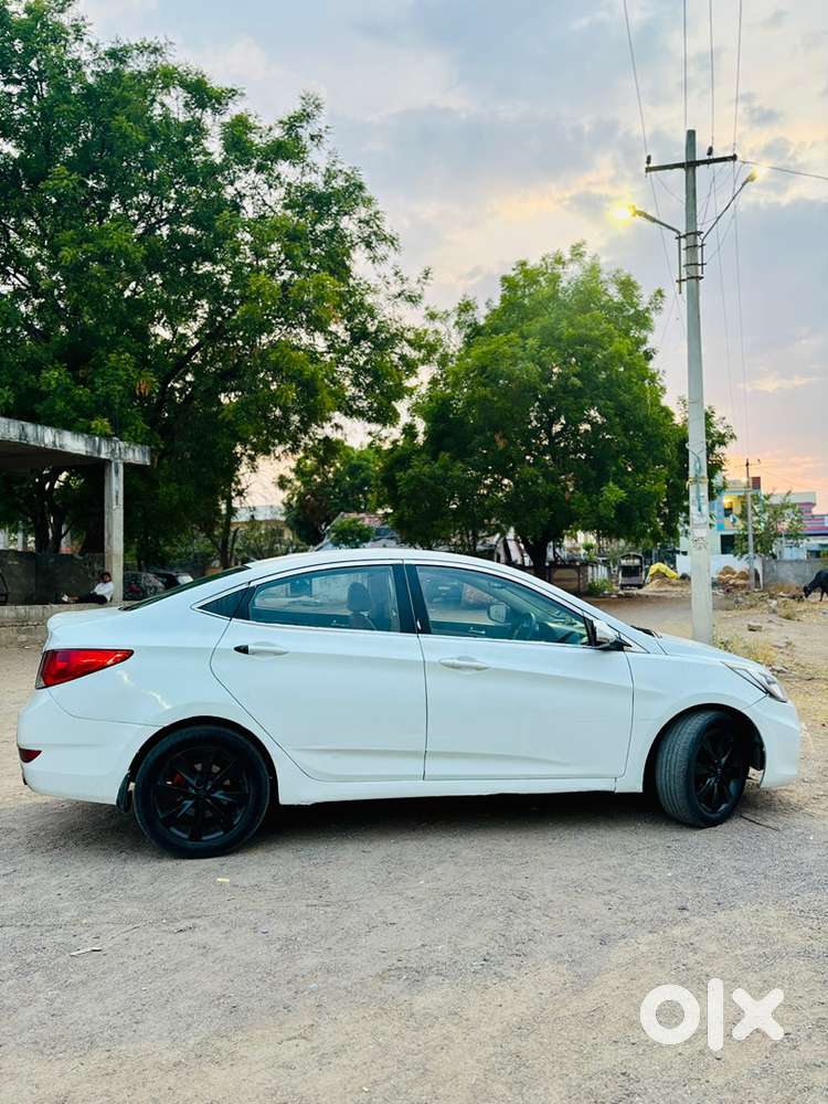 Hyundai Verna Fluidic 1.6 2013 || Fixed Price || Ac Not Working