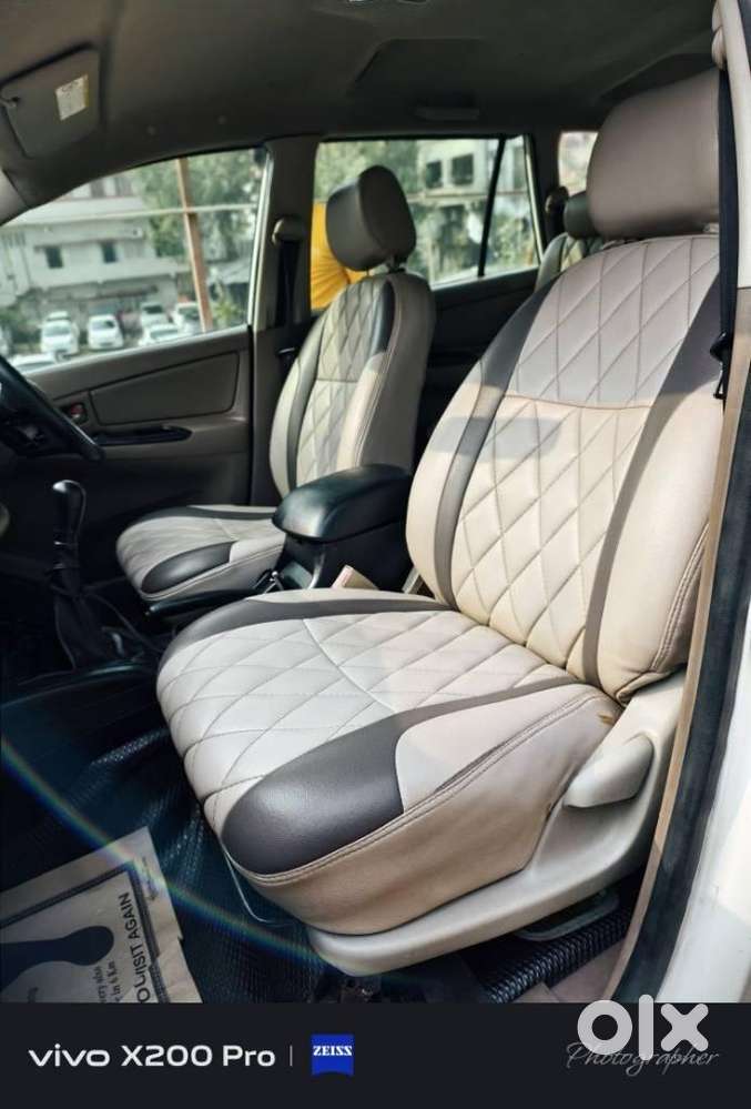 Toyota Innova 2.5 G (diesel) 8 Seater, 2016, Diesel