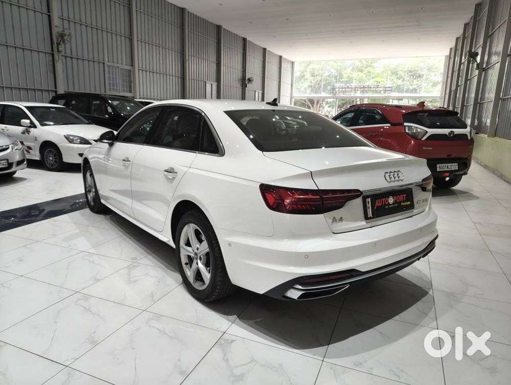 Audi A4 2.0 Technology 40 Tfsi, 2024, Petrol