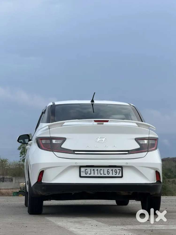 Hyundai Aura 2024 Cng & Hybrids 32000 Km Driven