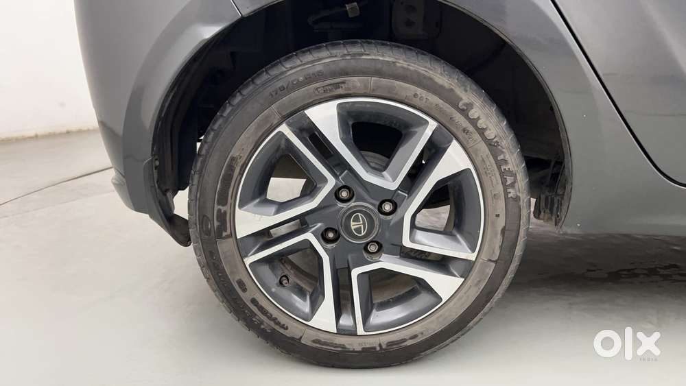 Tata Tiago Xza Plus, 2021, Petrol