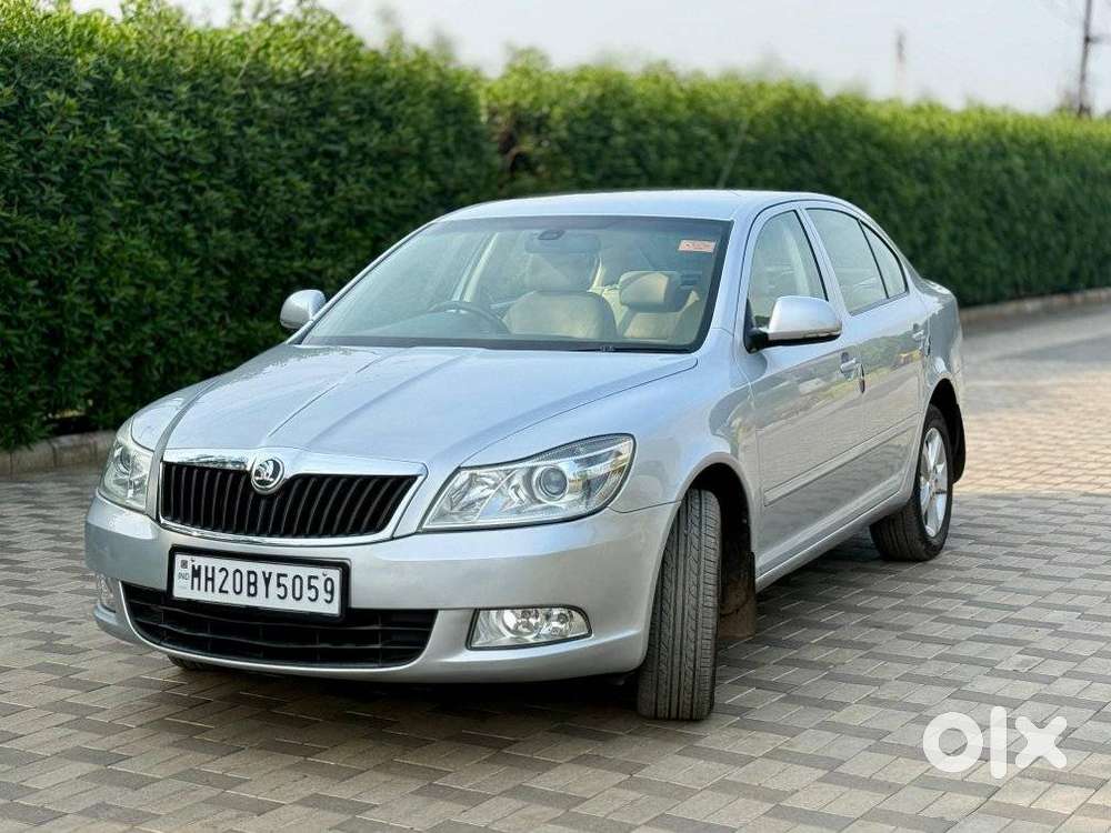 Skoda Laura Elegance 2.0 Tdi Cr At, 2011, Diesel