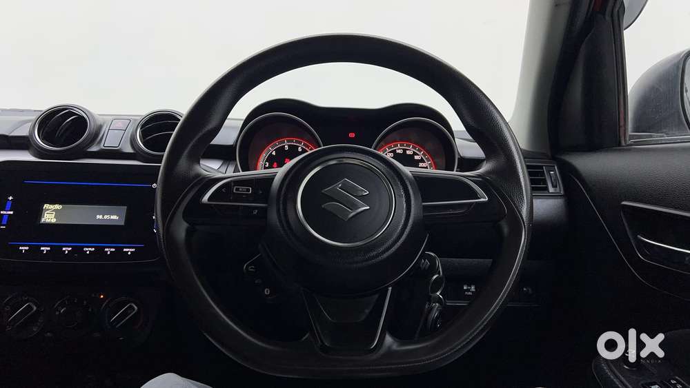 Maruti Suzuki Swift Vxi Cng, 2022, Cng & Hybrids