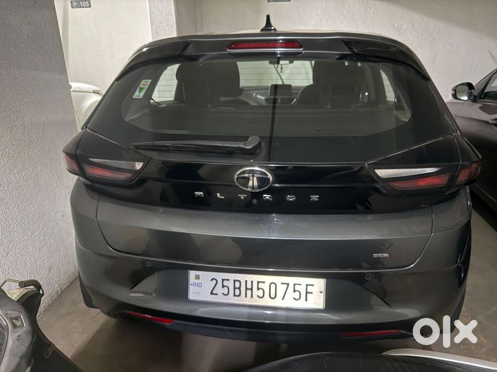 Tata Altroz Xza Plus S Automatic With Sunroof