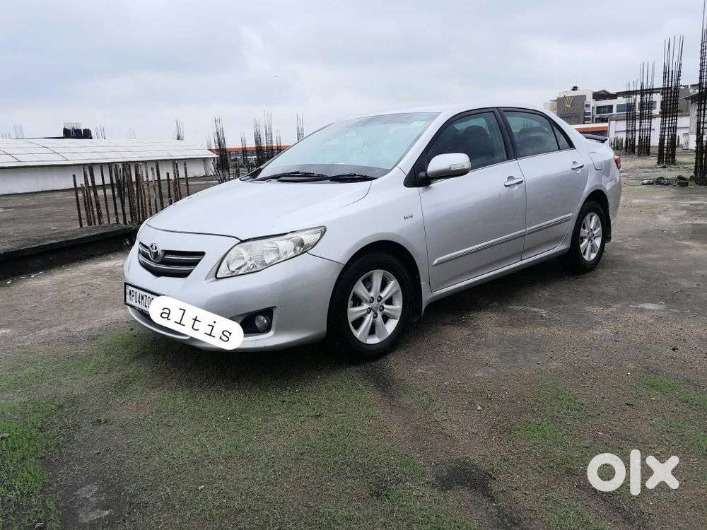 Toyota Corolla Altis 1.8 J, 2011, Petrol
