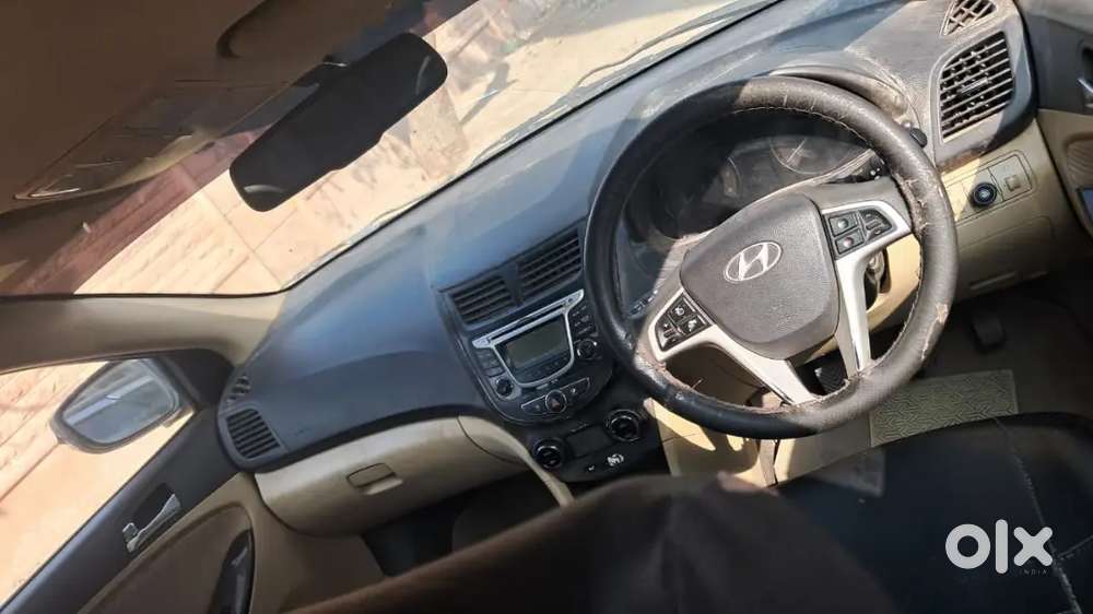 Hyundai Verna 1.6 Sx 2011