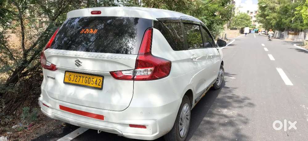 Maruti Suzuki Ertiga Vxi 2025