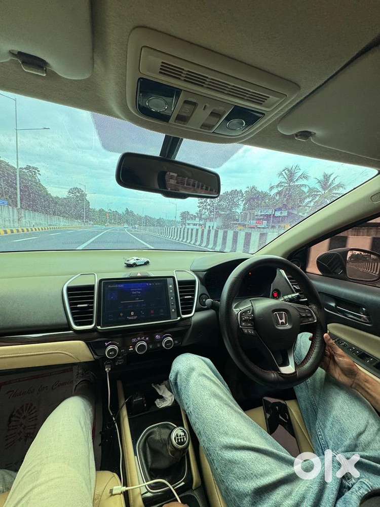 Well Maintained Vehicle  Showroom Service Only Insurance 1 Year