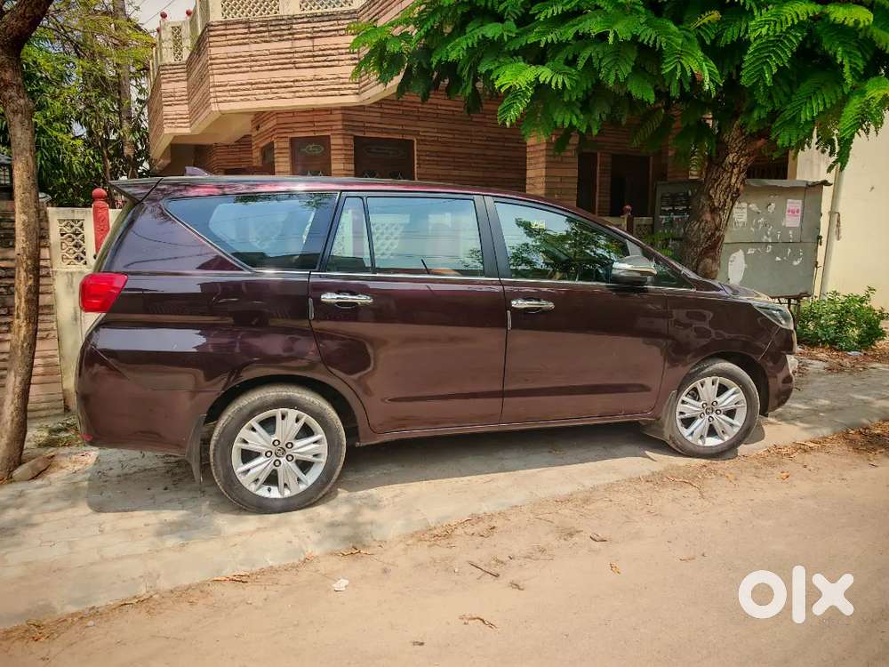 Toyota Innova Crysta
