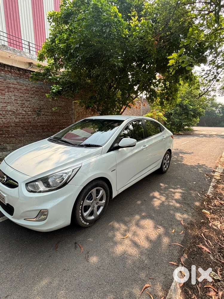 Hyundai Verna 1.6 Petrol 2012