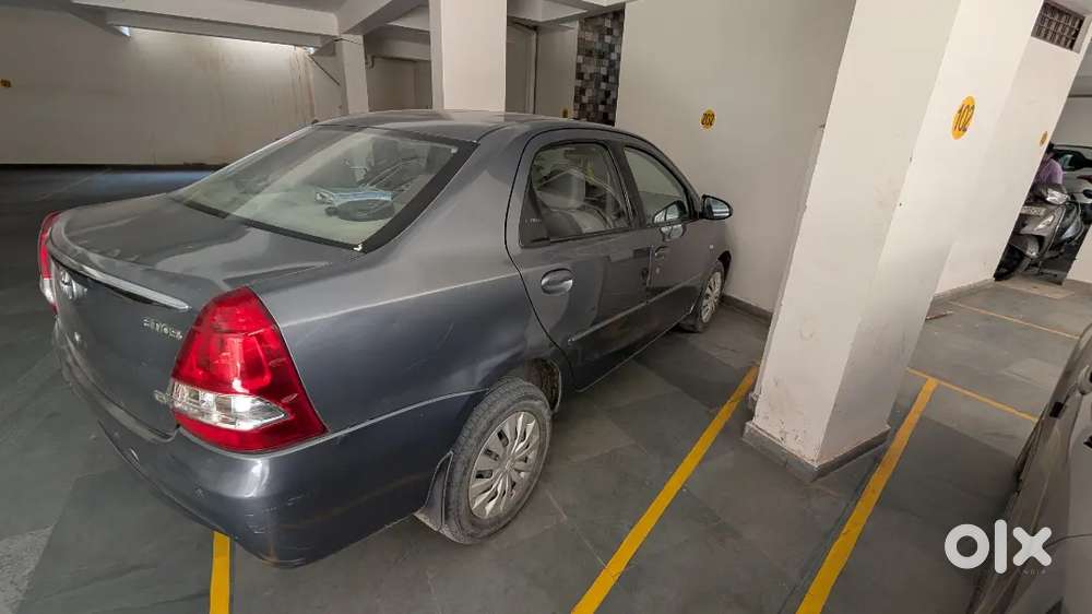 Toyota Etios 2013 Cng & Hybrids Well Maintained