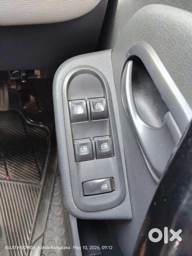With Good Condition, With Showroom Service Hstry