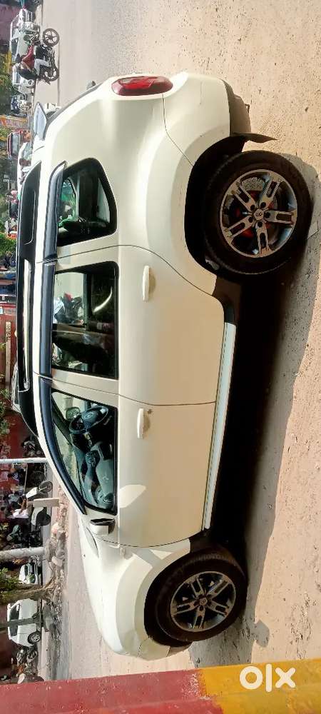 Renault Duster 2013 Petrol 85000 Km Driven