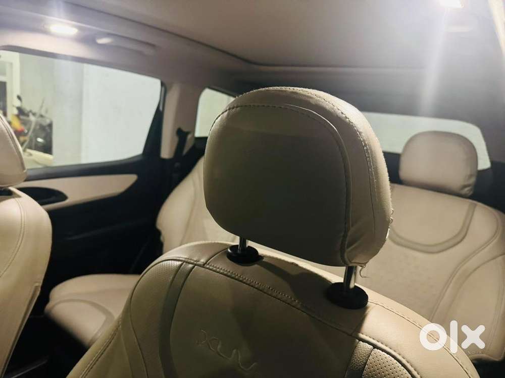 Mahindra Xuv700 2022 Petrol Well Maintained