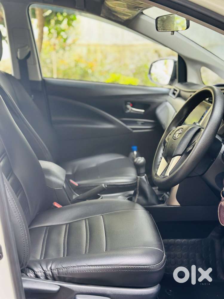 Toyota Innova Crysta 2.4 G Plus Mt 8 Str, 2019, Diesel