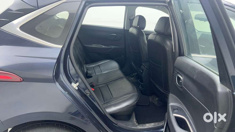 Hyundai New I20 1.2 Asta (o) Mt, 2023, Petrol