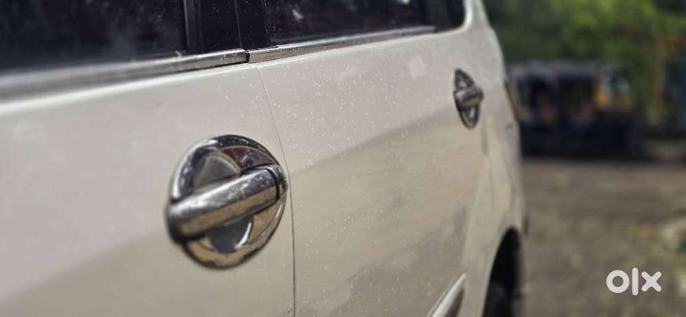 Maruti Suzuki Ertiga 1.4 Vxi Cng Anniversary Edition, 2015, Cng & Hy..