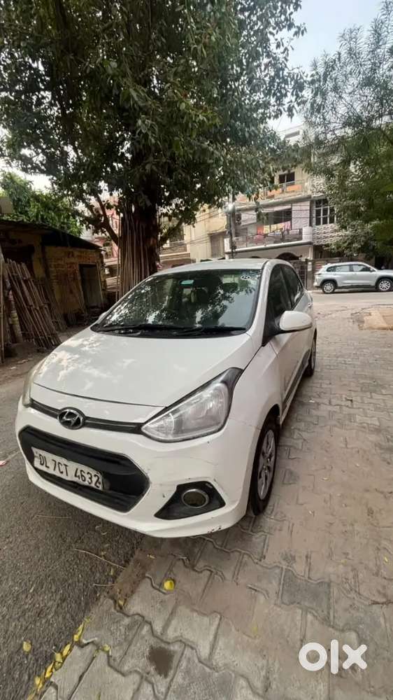 Hyundai Xcent 2015 Petrol Model