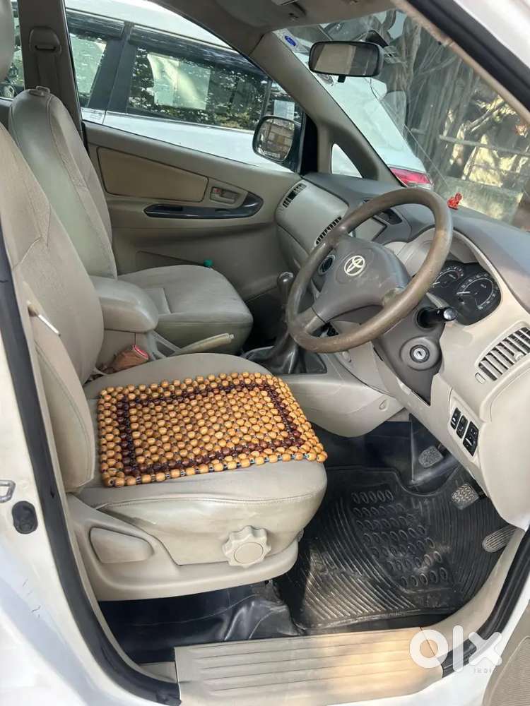 Toyota Innova 2.5 G Available For Sale