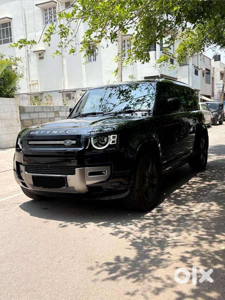 Defender Black Colour 6 Months Old Ka Registered With Fancy No