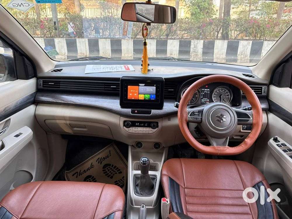 Maruti Suzuki Ertiga Zxi (o) Cng [2022-2023], 2024, Petrol