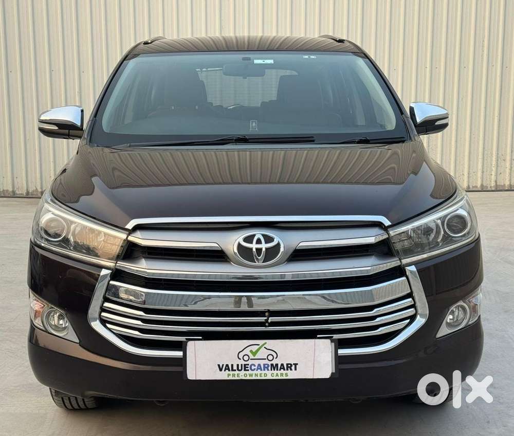 Toyota Innova Crysta 2.8z Automatic, 2017, Diesel