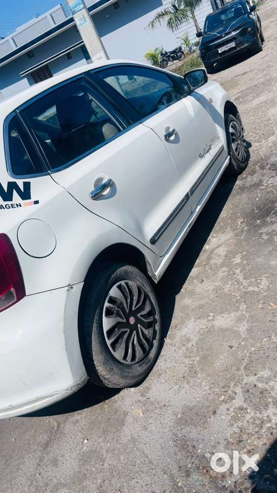 Volkswagen Polo Petrol 2013