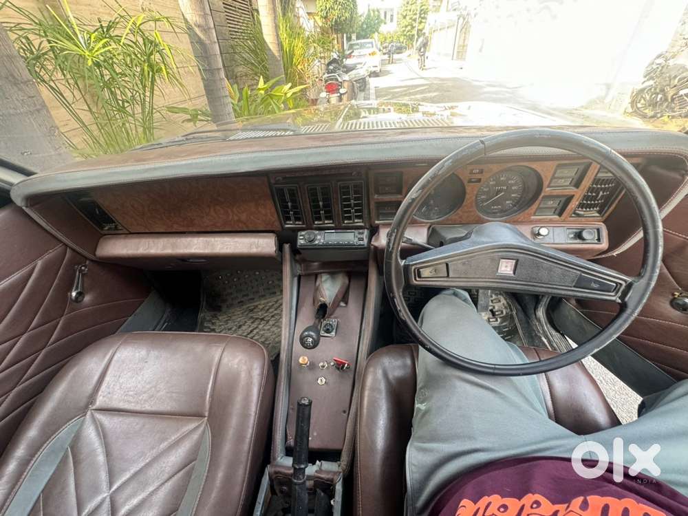 1995 Hindustan Contessa 1.8 Isuzu Mpfi Petrol