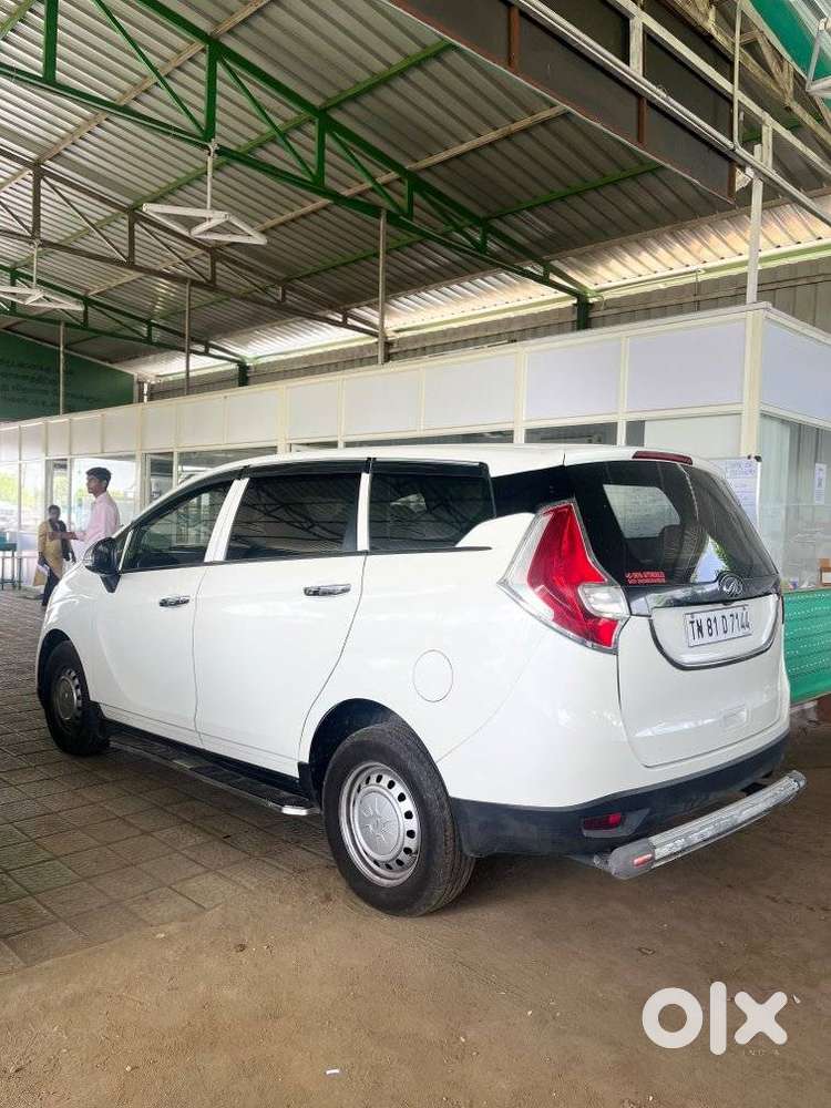 Mahindra Marazzo, 2019, Diesel