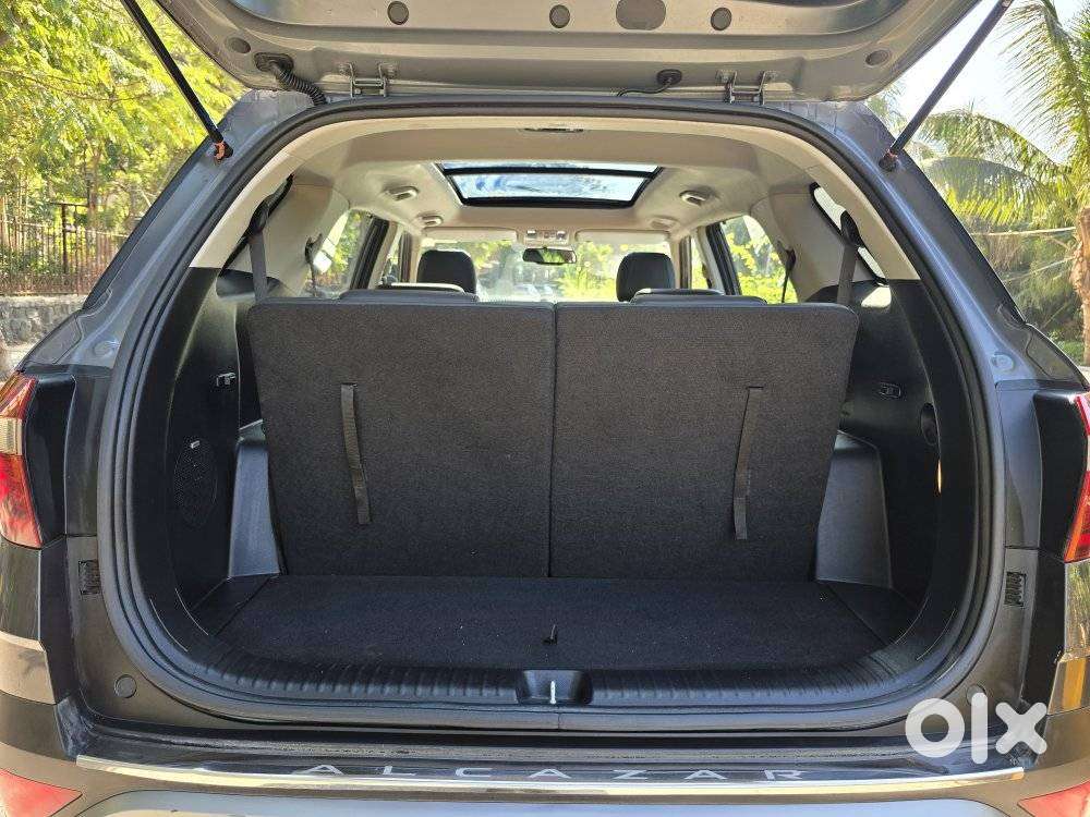 Hyundai Alcazar 1.5 Signature (o) Diesel At 6 Str Dual Tone, 2022, D..