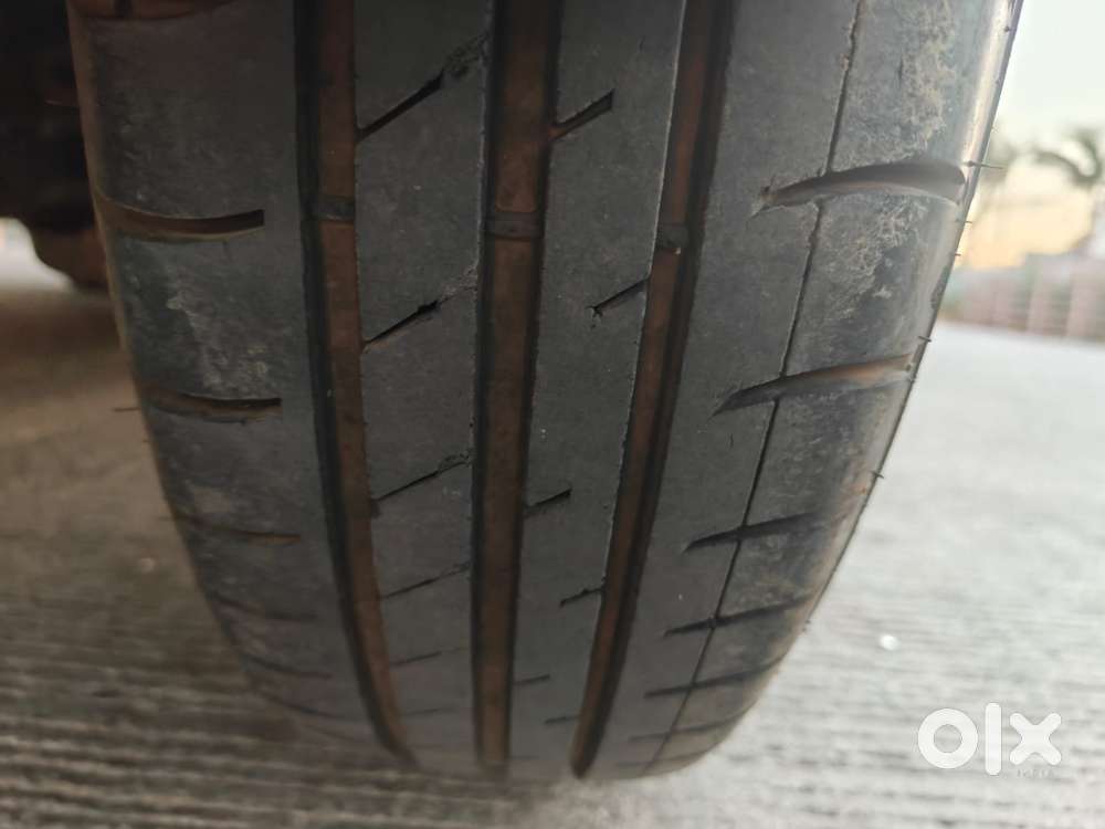 Maruti Suzuki Swift Vxi Abs Bsiv, 2010, Petrol