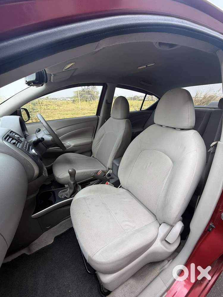 Nissan Sunny Xv, 2014, Petrol