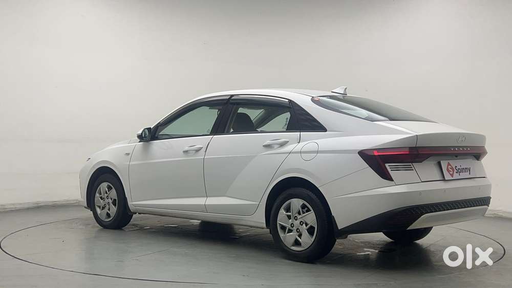 Hyundai Verna Ex 1.5 Petrol Mt, 2025, Petrol