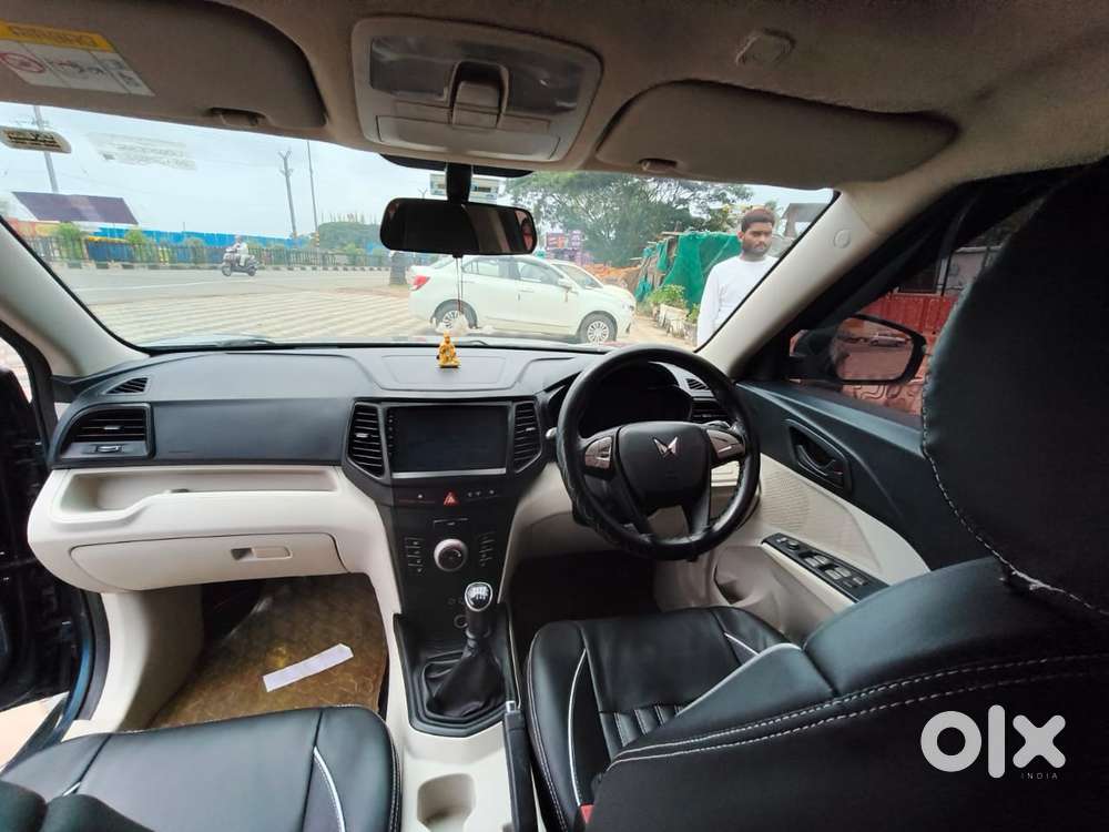 Mahindra Xuv300 W6, 2023, Petrol