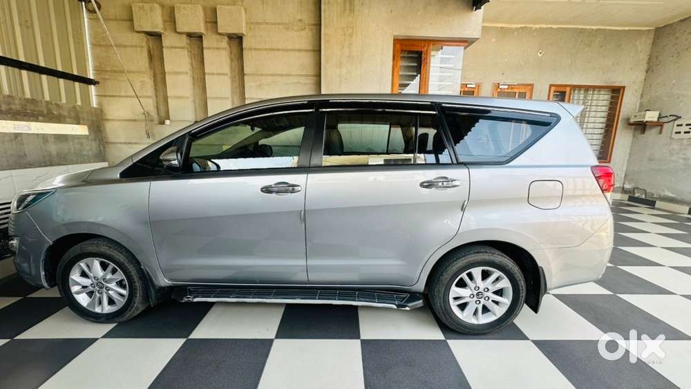 Toyota Innova Crysta 2018 Diesel Well Maintained