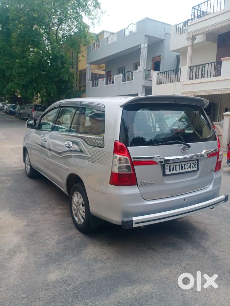 Toyota Innova 2.5 Vx 8 Seater Bs Iv, 2009