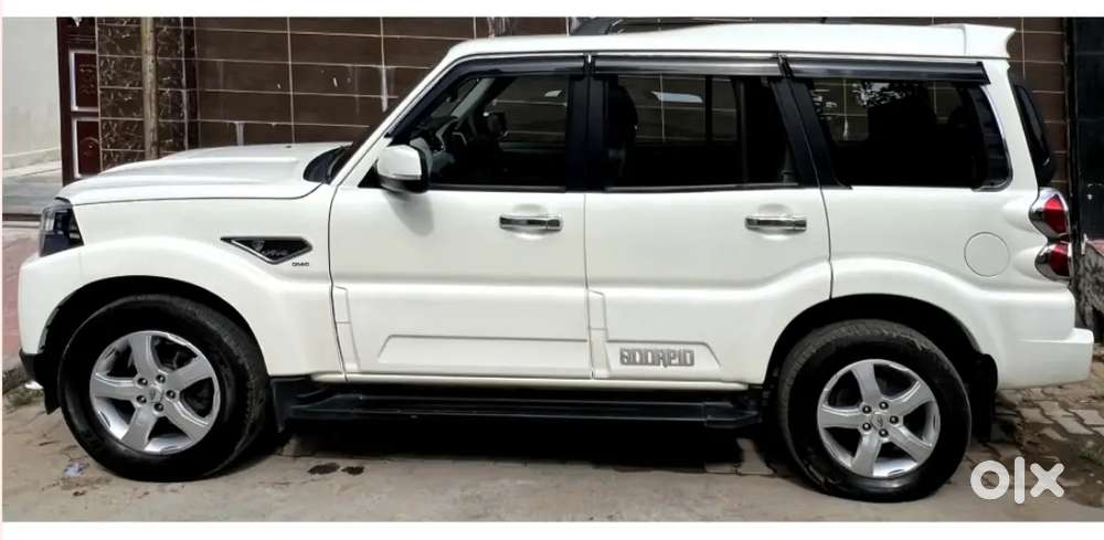 Mahindra Scorpio Classic 2022 Diesel 42000 Km Driven